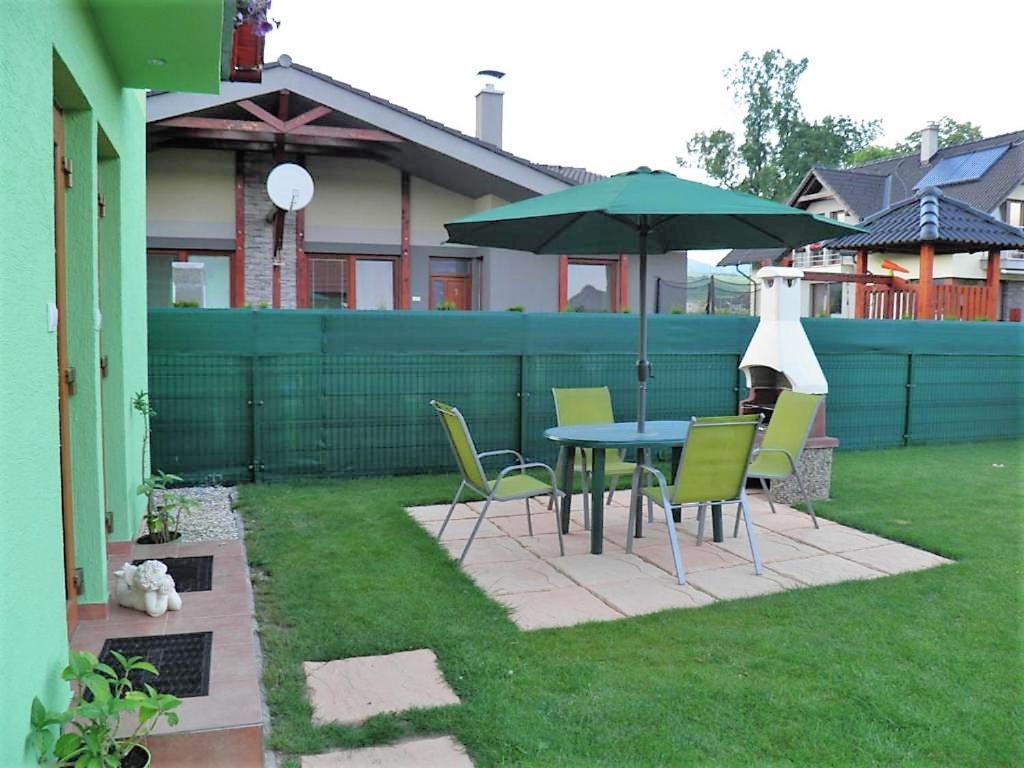 Green Cottage Bešeňová Exteriör bild